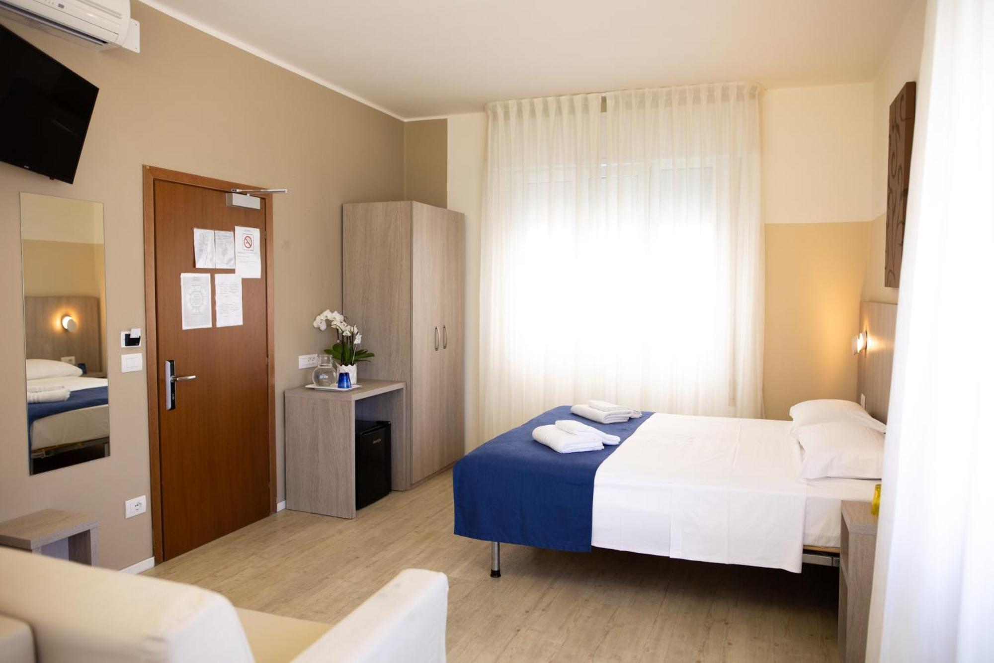 Hotel Mare Live Lido di Jesolo Buitenkant foto