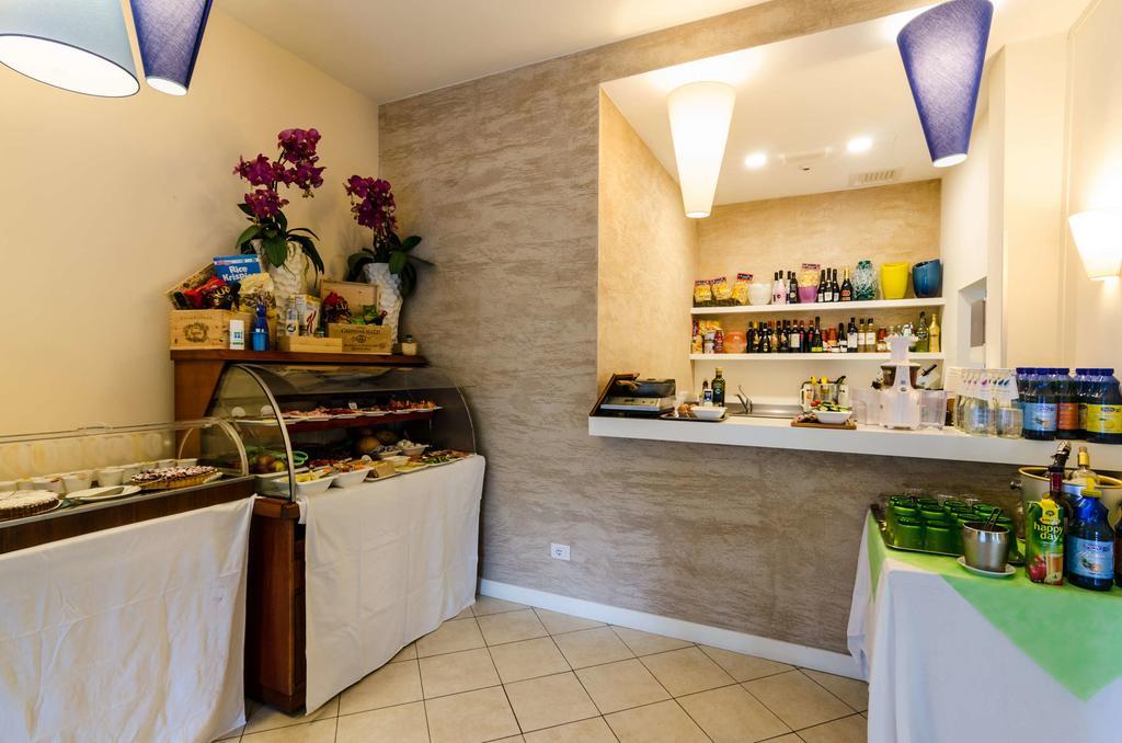 Hotel Mare Live Lido di Jesolo Buitenkant foto
